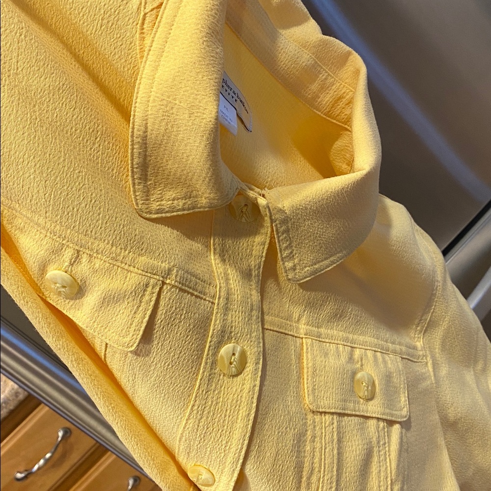 Christopher Banks Petite Large Yellow Button Top or Maybe a Lighweight Jacket - Picture 14 of 16